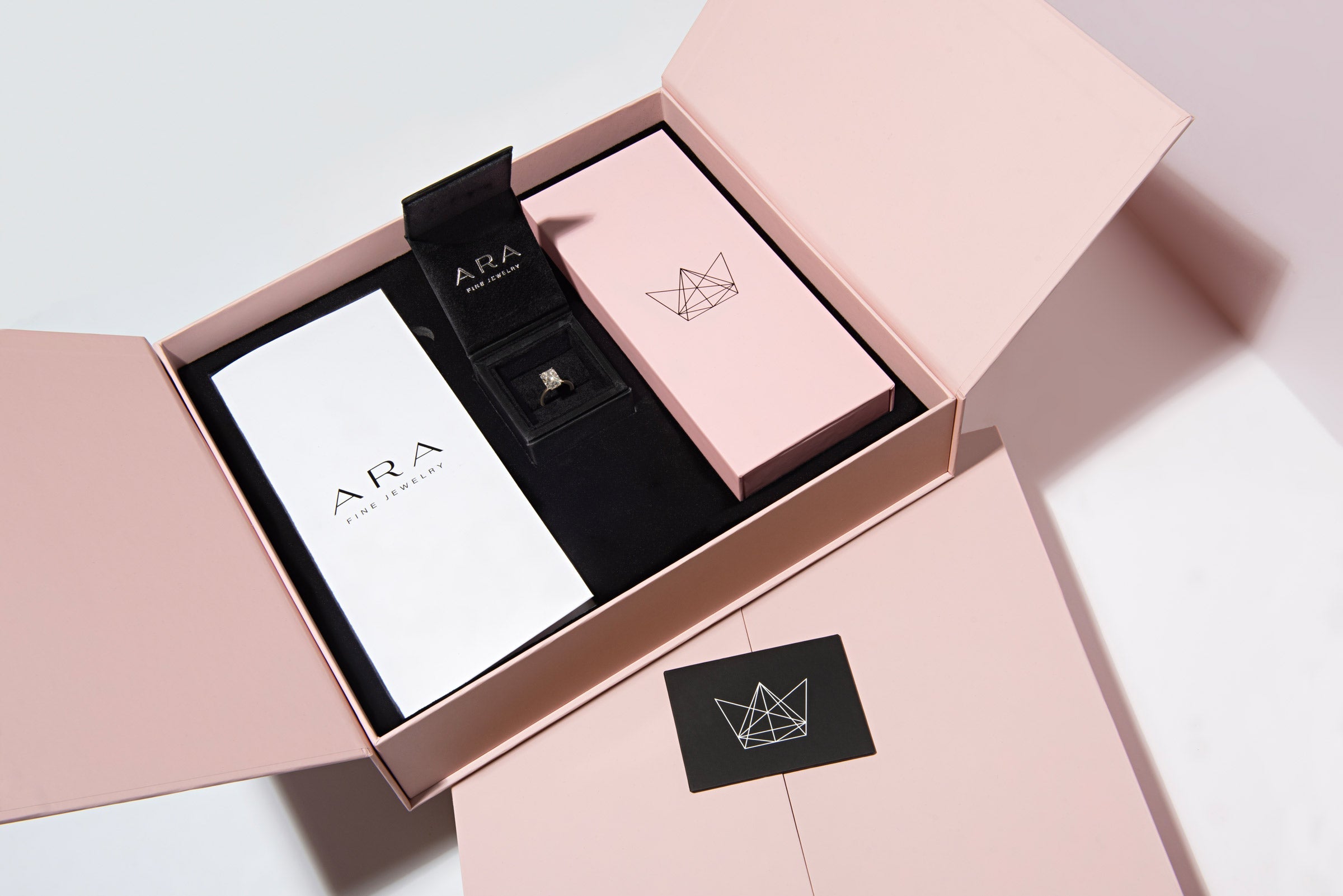 Lab Grown & Earth Mined  Diamond Engagement Rings